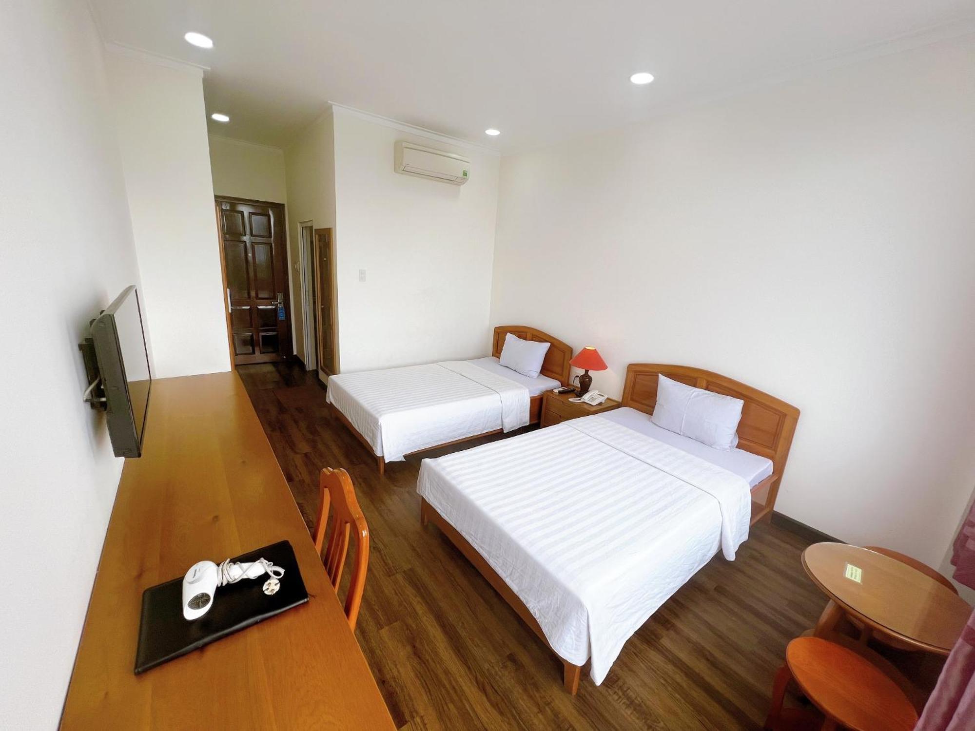 Khach San Binh Minh Hotel ฟานเที้ยต ภายนอก รูปภาพ