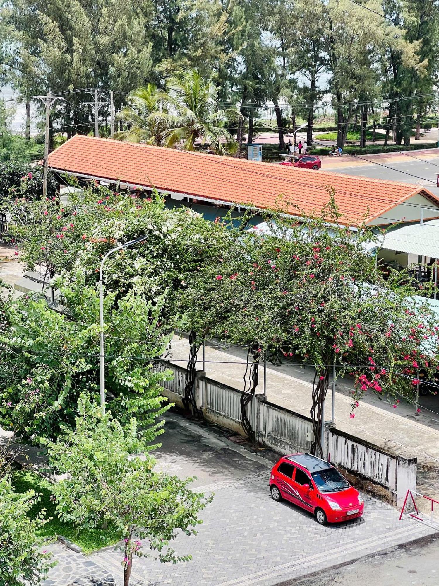 Khach San Binh Minh Hotel ฟานเที้ยต ภายนอก รูปภาพ