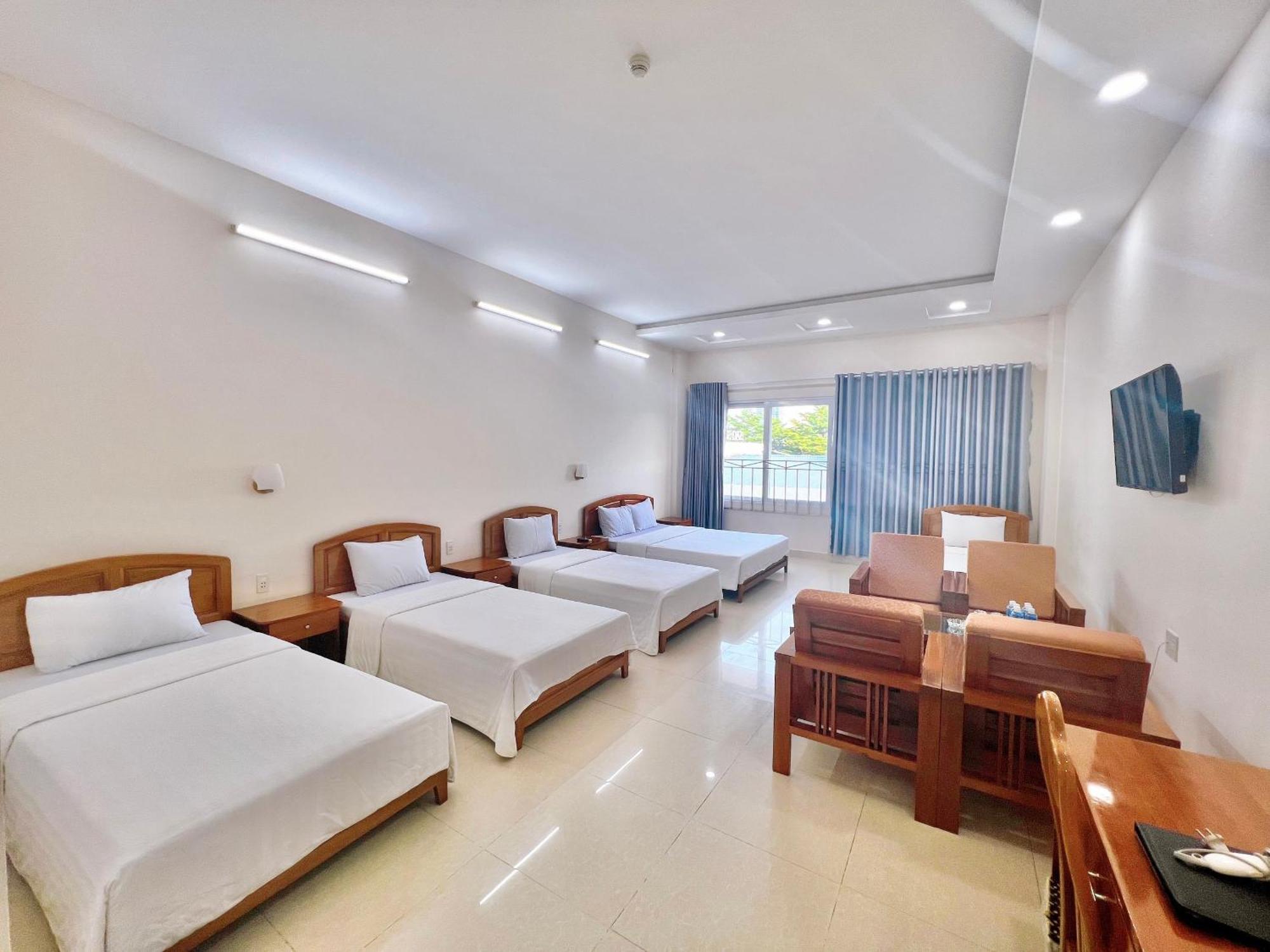 Khach San Binh Minh Hotel ฟานเที้ยต ภายนอก รูปภาพ