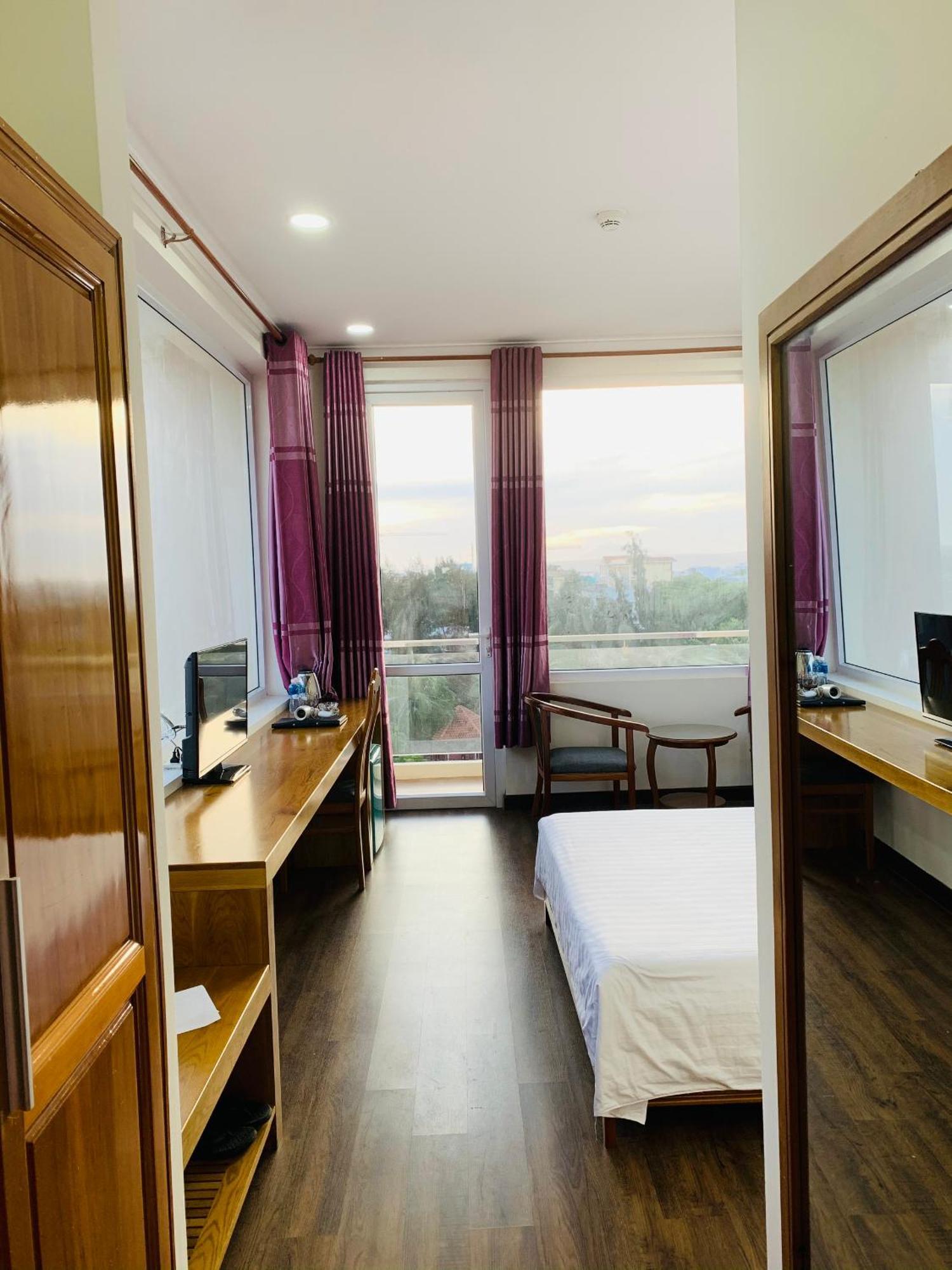 Khach San Binh Minh Hotel ฟานเที้ยต ภายนอก รูปภาพ