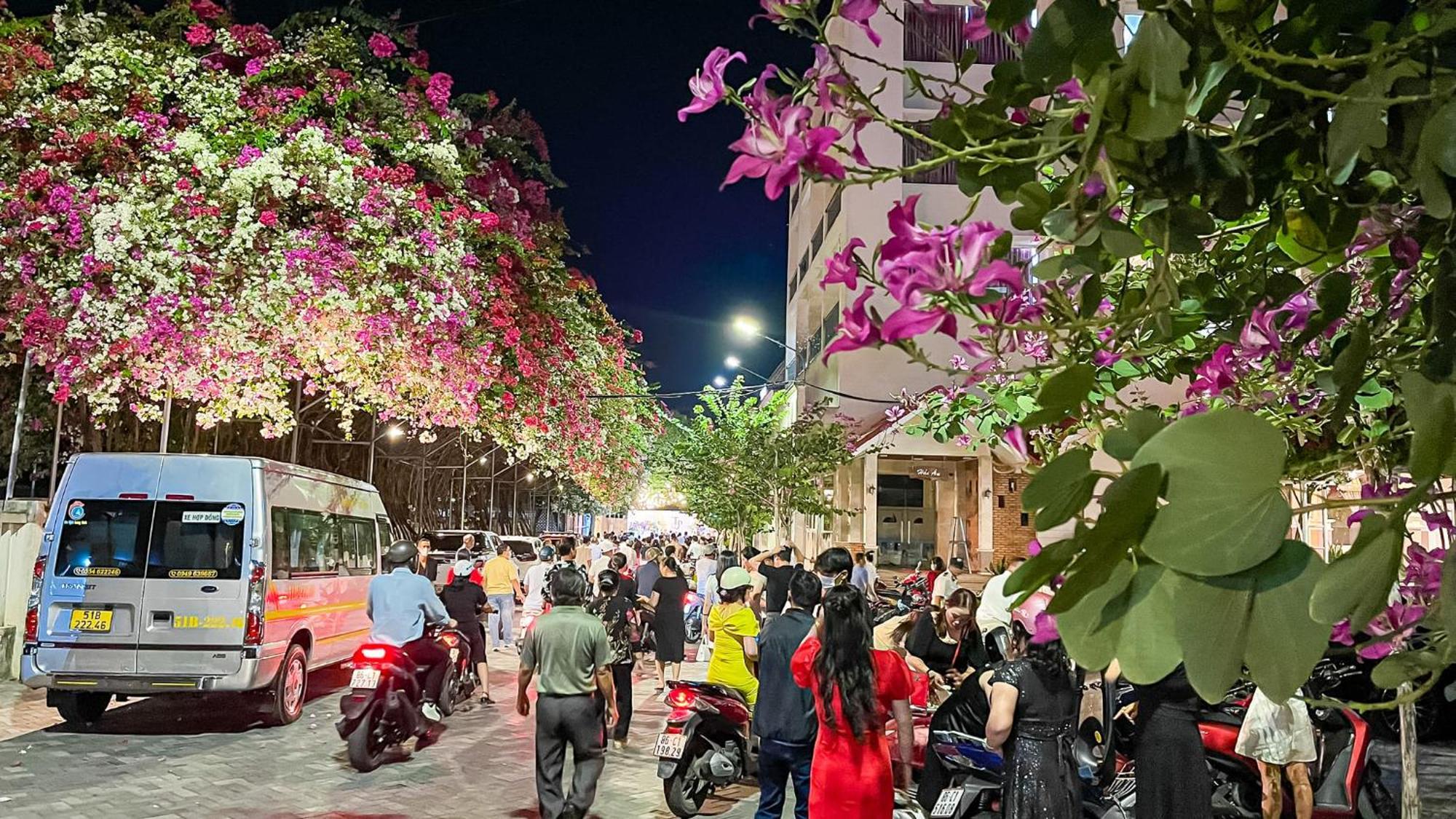 Khach San Binh Minh Hotel ฟานเที้ยต ภายนอก รูปภาพ