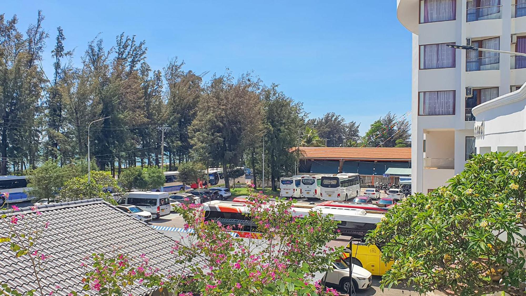 Khach San Binh Minh Hotel ฟานเที้ยต ภายนอก รูปภาพ