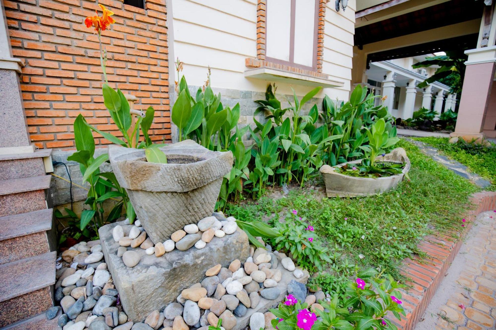 Khach San Binh Minh Hotel ฟานเที้ยต ภายนอก รูปภาพ